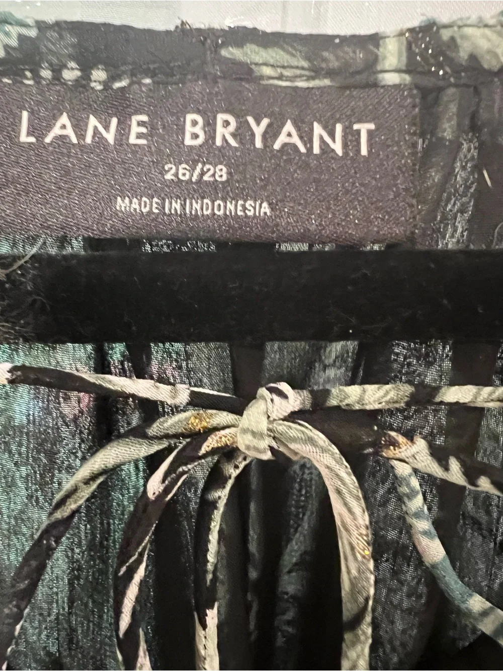 Lane Bryant Black Floral Peasant Top with Sage and Cream Accent - Picture 4 of 6